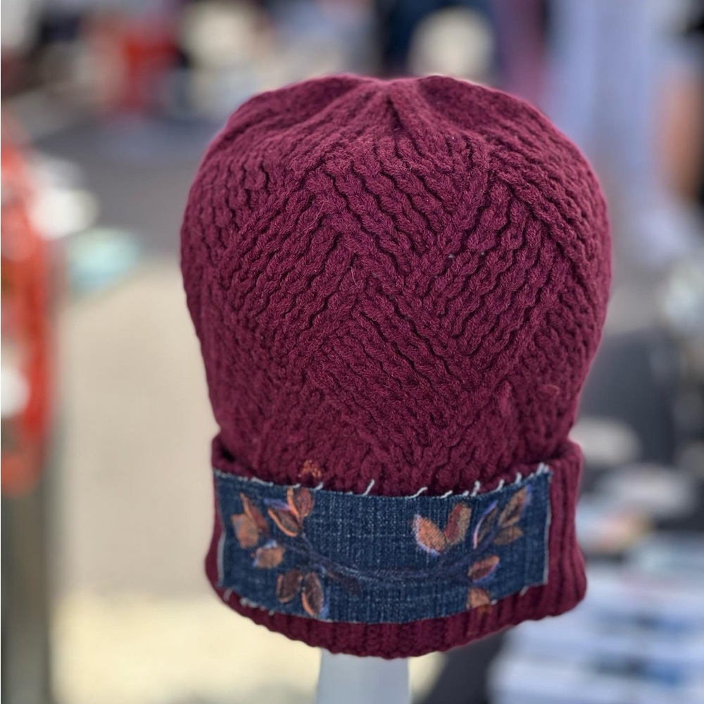 Maroon Bennie Hat with Fall Design